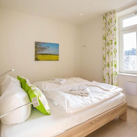 Strandvillen Binz - Ferienwohnung Mit 1 Schlafzimmer Und Balkon Sv-007 Eksteriør bilde